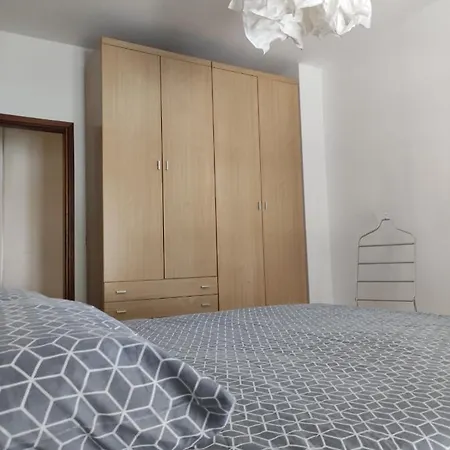 Qu4ttro Apartment *